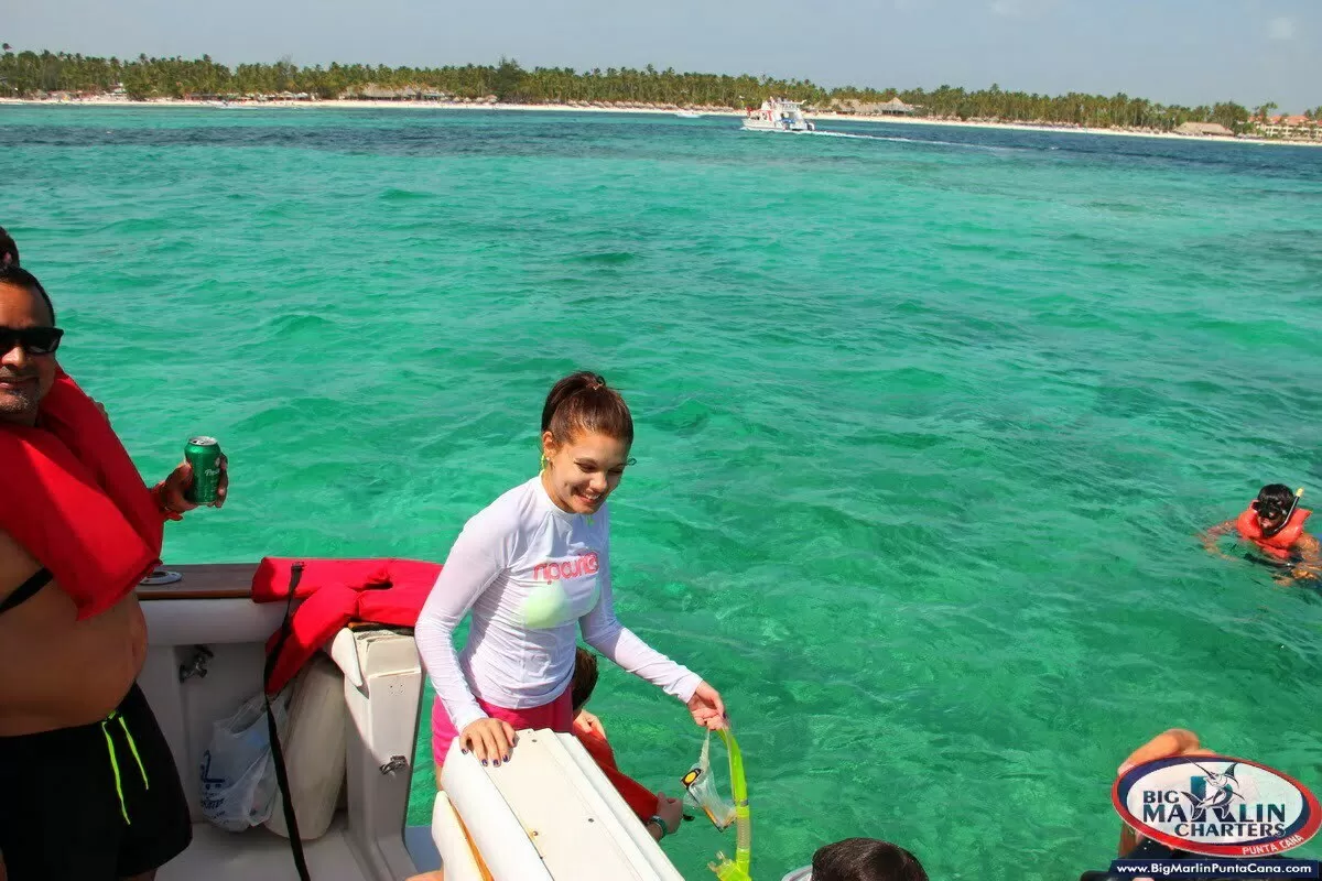 Snorkeling Punta Cana boat Fortunaz