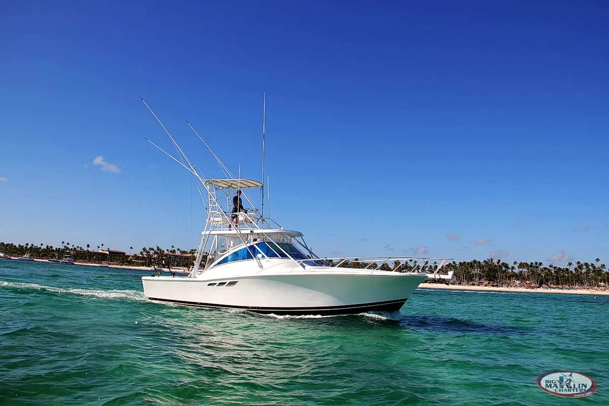 Open Express new fishing boat Luhrs in Punta Cana