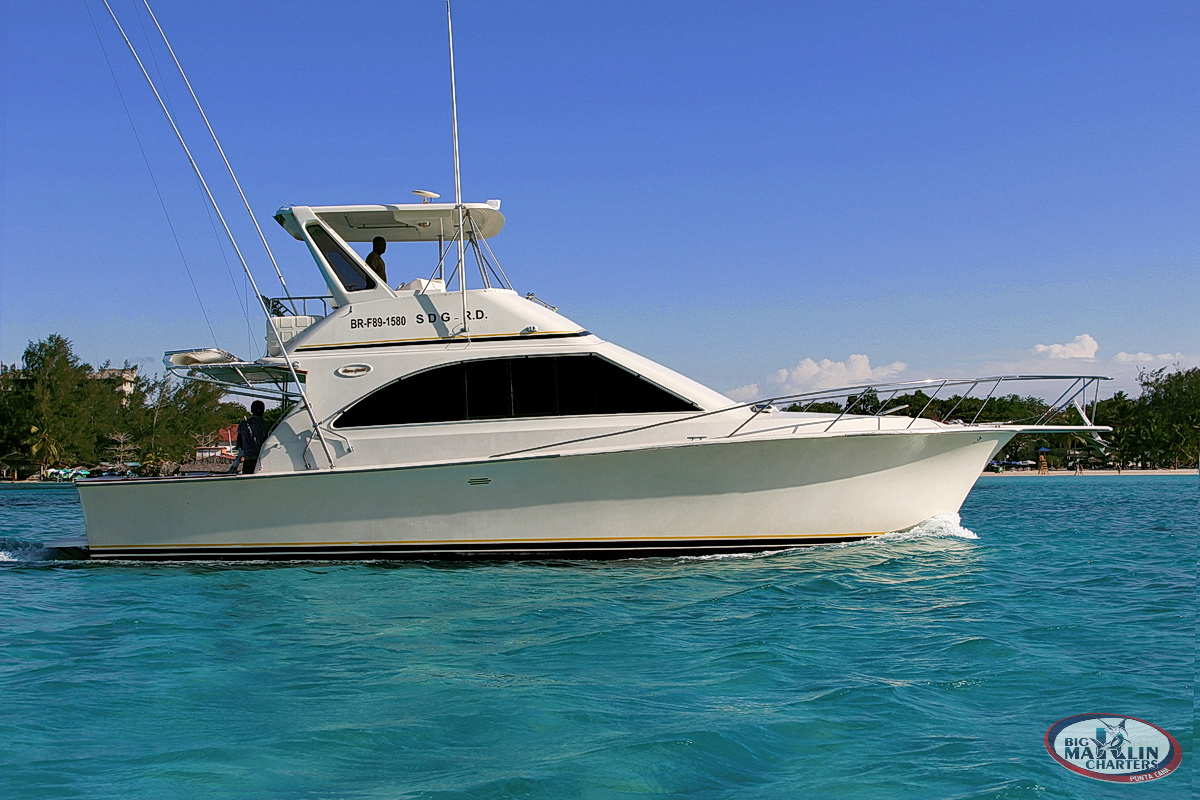 Fortuna fishing boat in Punta Cana for offshore deep sea fishing 